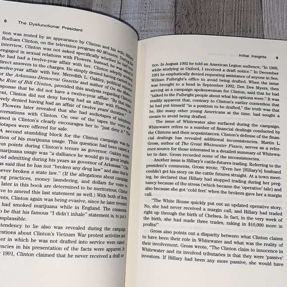 Dysfunctional President hardback book - Picture 8 of 12